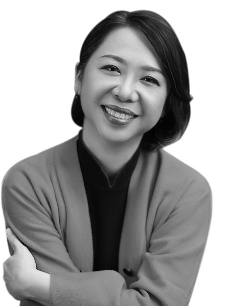 Bessie Lee,Chief Executive Officer, Greater China