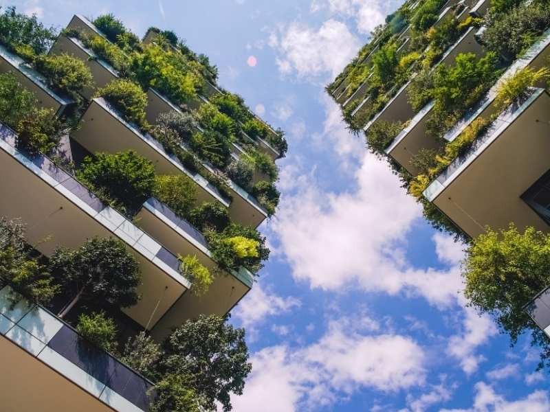 Sustainable green building