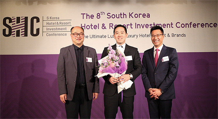 JLL Wins 'Hotel Advisor of the Year' Award
