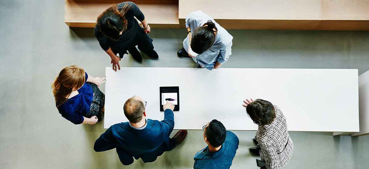 business collegues discussing project in office